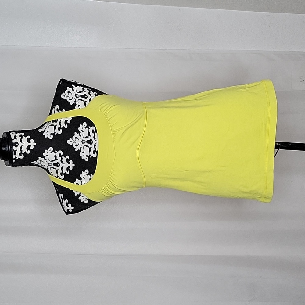 Lululemon athletica racerback tank top 6/8?